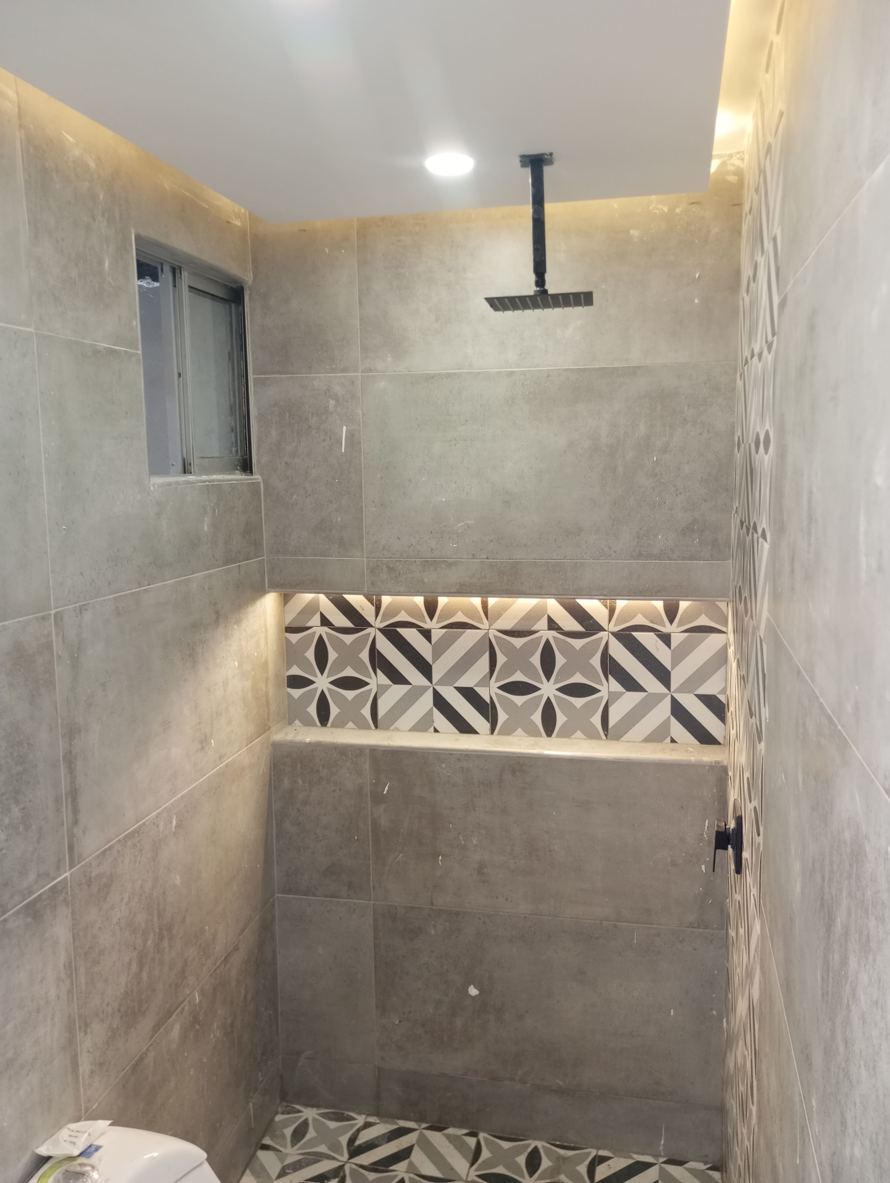 Proyecto de obra gris